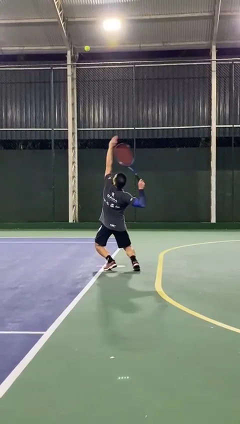 Thiago Teramae na quadra